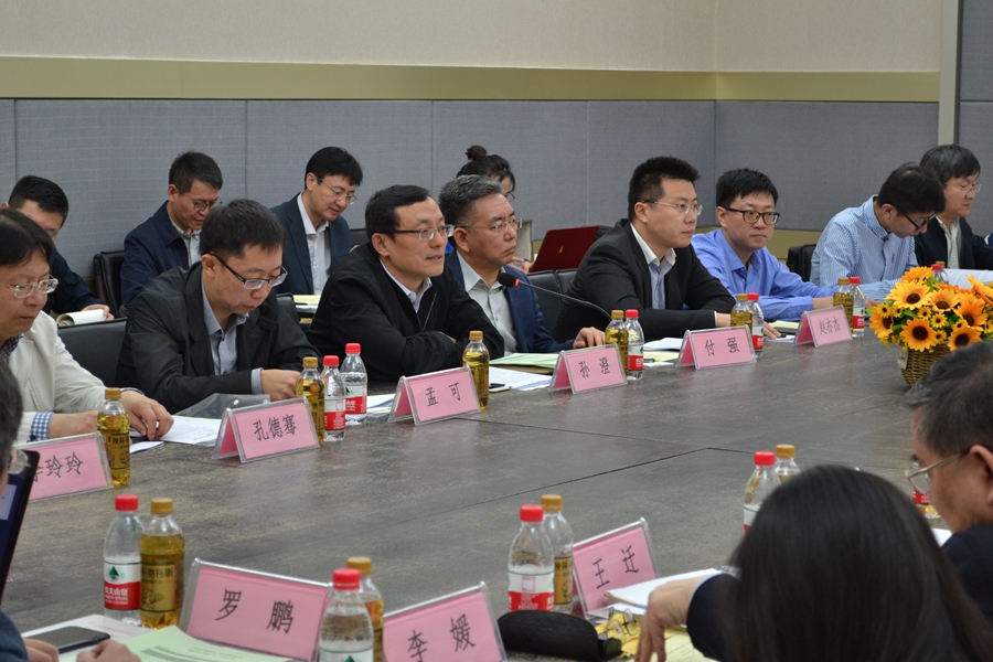 哈工大建筑学院党委书记孙澄致辞